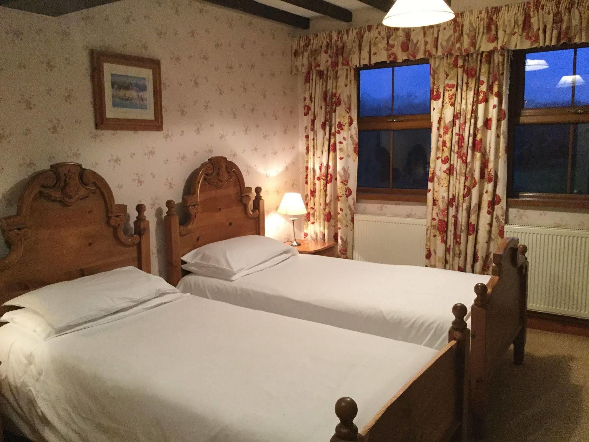 Llwyn Country House Llanelli Eksteriør bilde